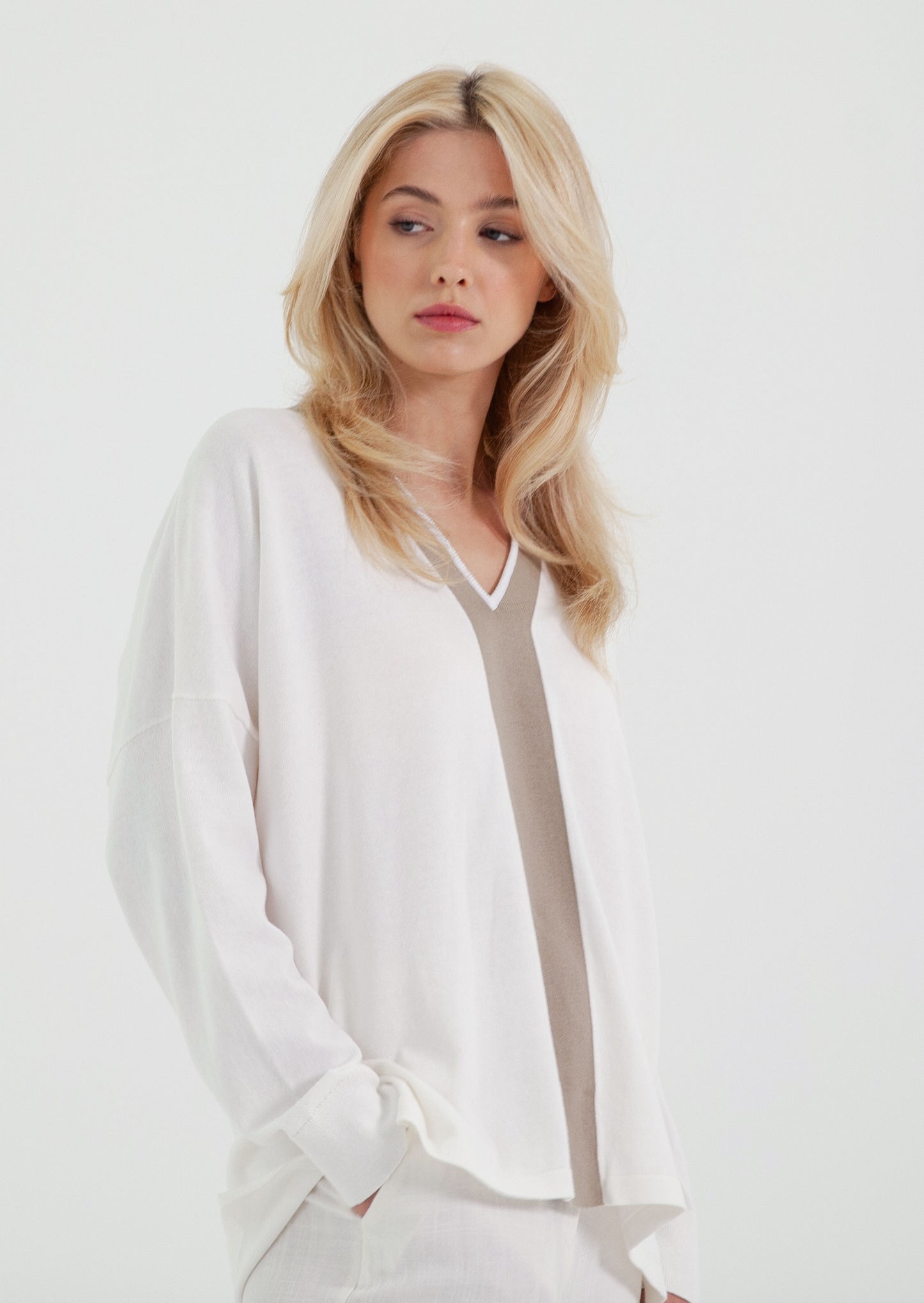 Womens Soft V Neck knit