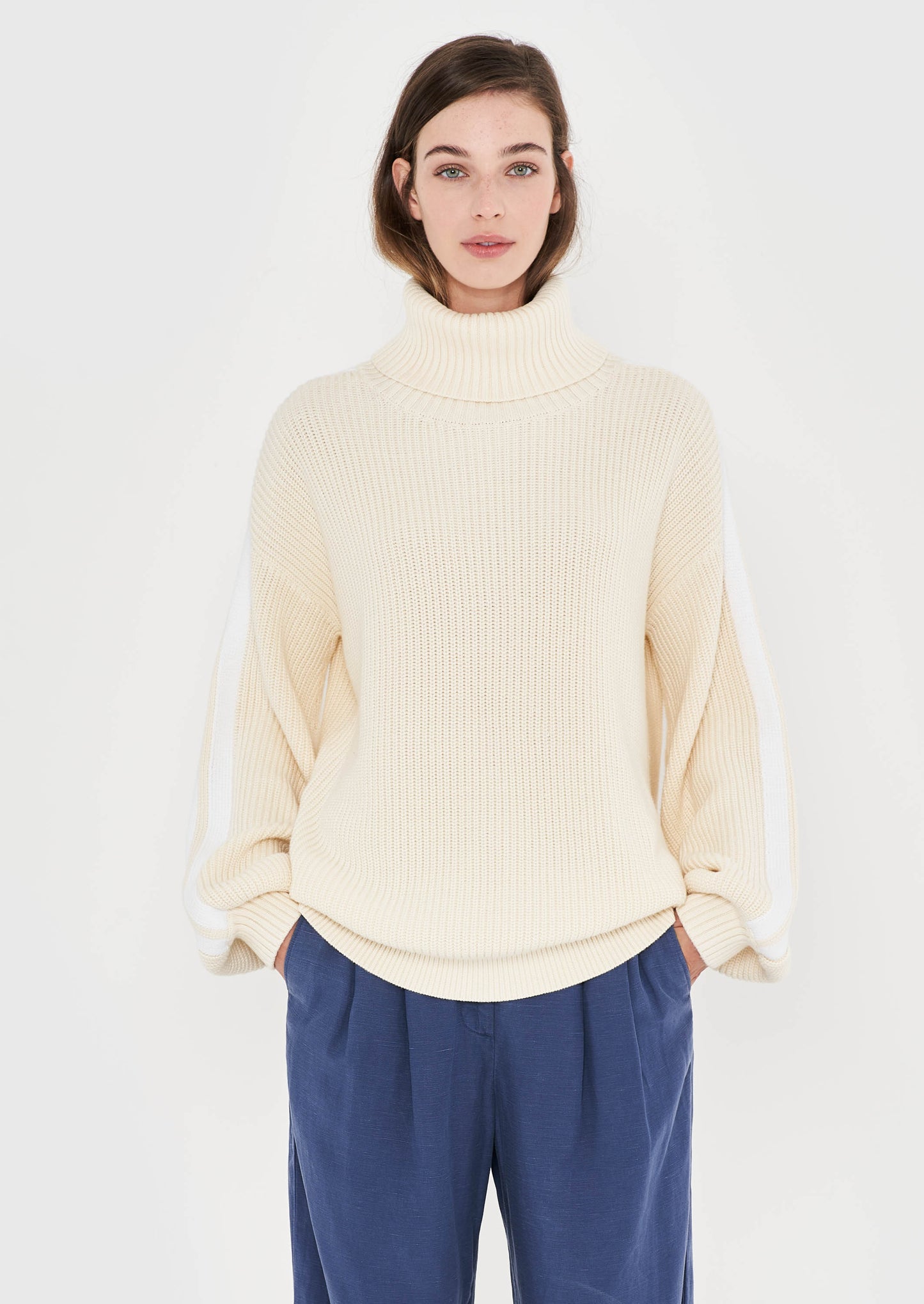 Roll Neck Loose Fit Knit